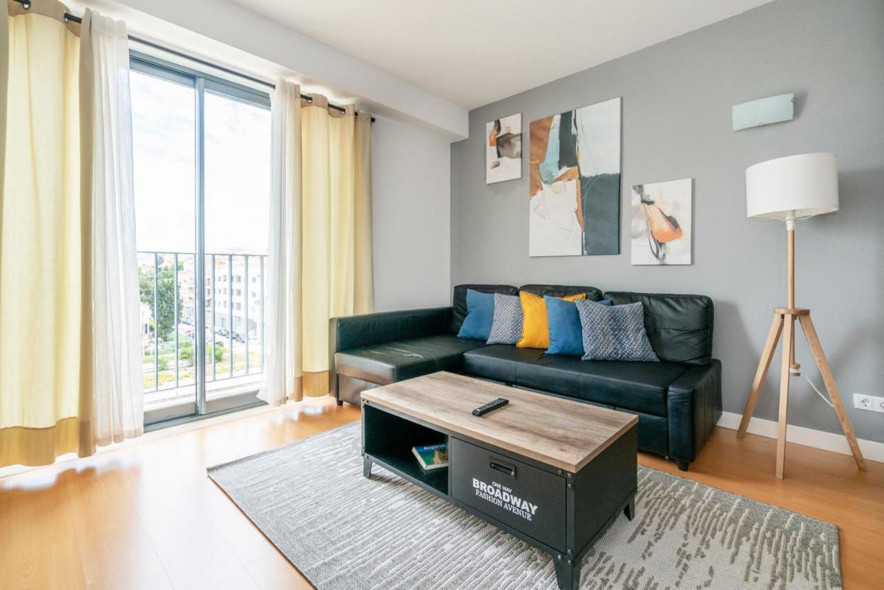 Bright & Spacious 2 Bed Flat 2 Bath W Garage In Lagos Marina Ngoại thất bức ảnh