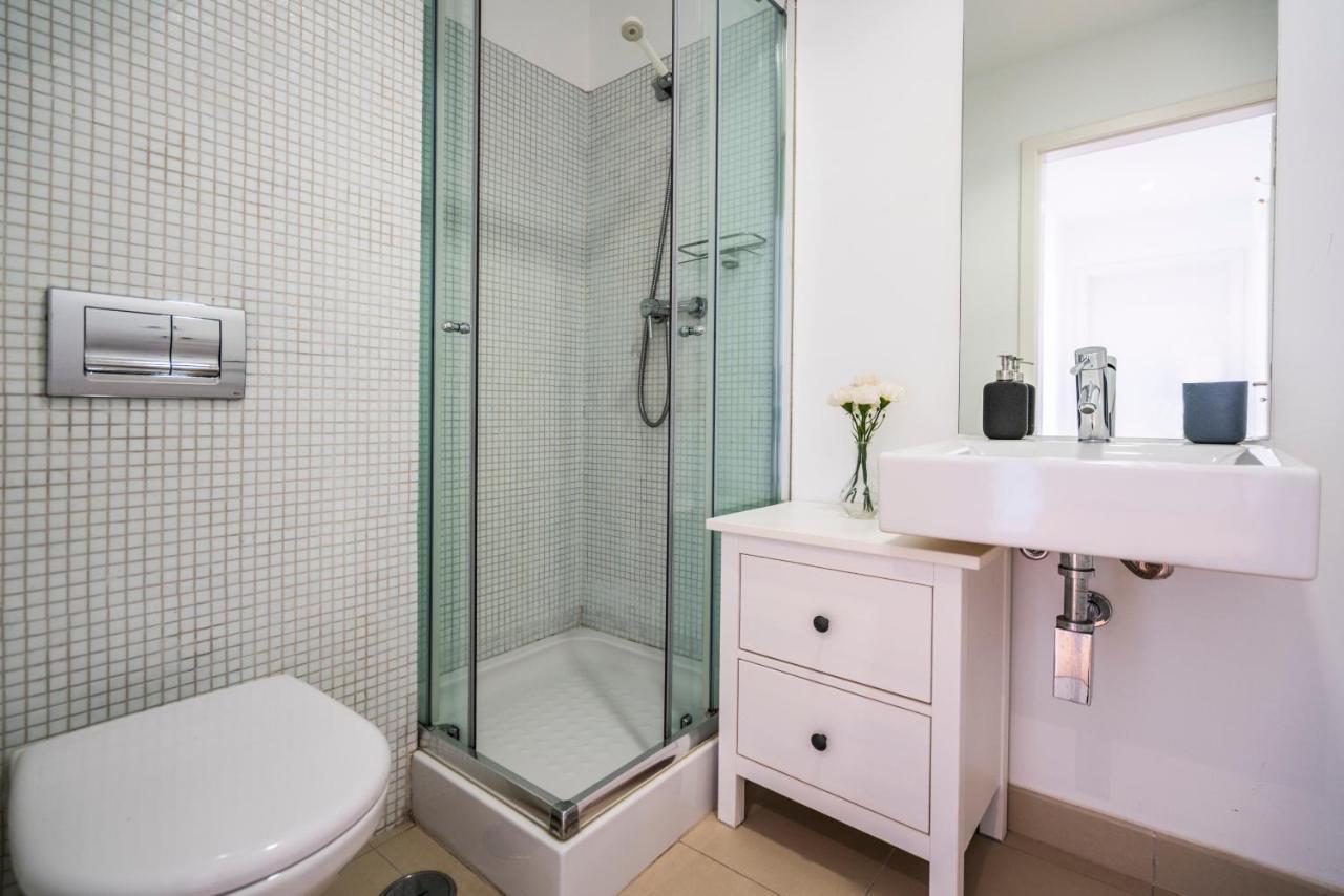 Bright & Spacious 2 Bed Flat 2 Bath W Garage In Lagos Marina Ngoại thất bức ảnh